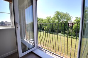 Photo 10- click for photo gallery